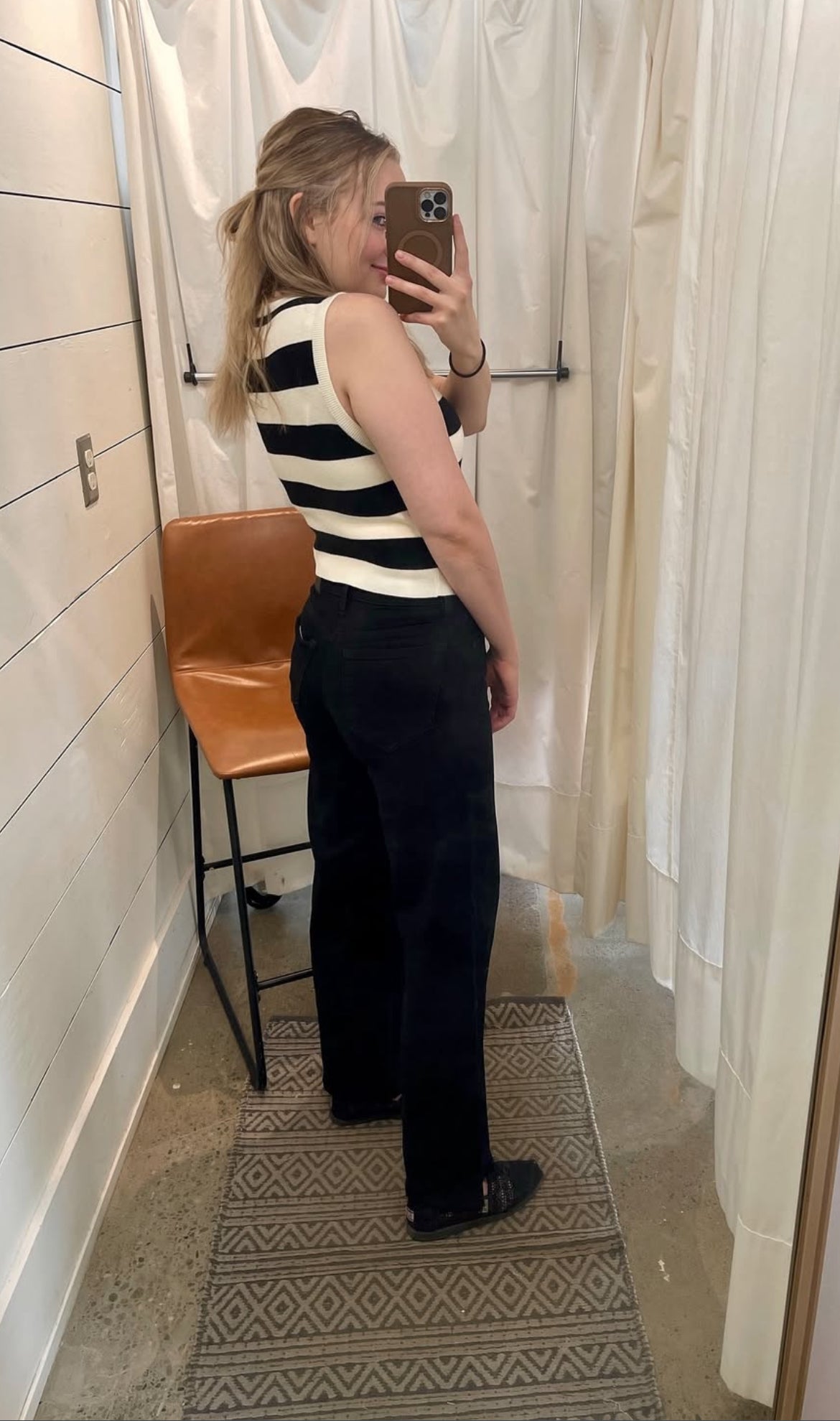 Hidden Black Wide Leg