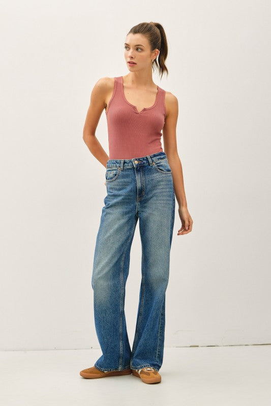 Notched Rib Tank
