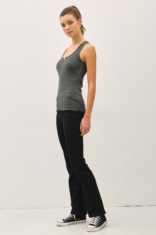 Notched Rib Tank
