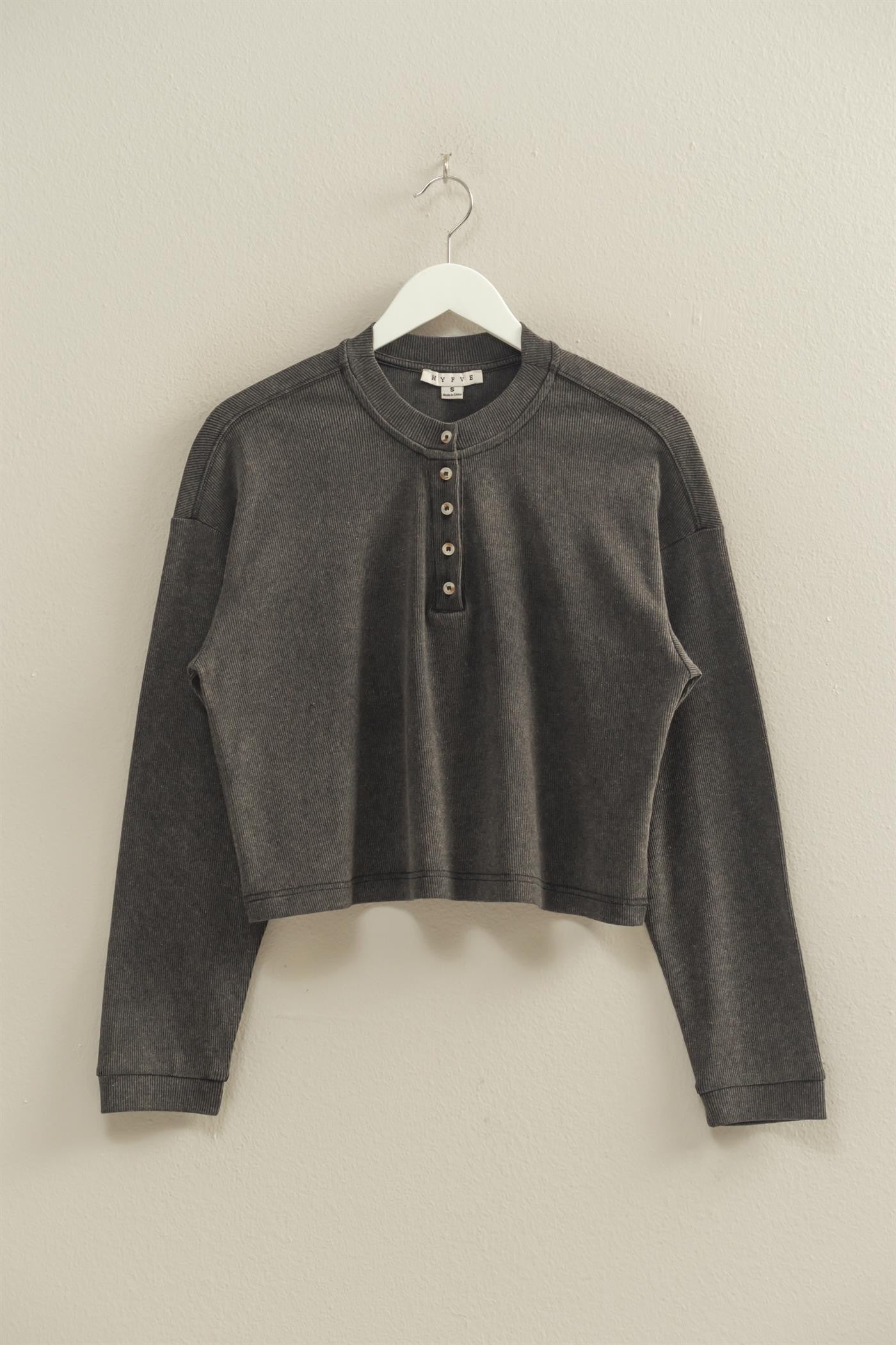 Quarter Button Henley